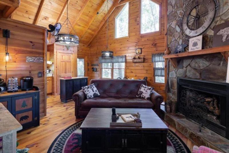 Villa Mountain Time Cabin, Hot Tub, Fire Pit, Fireplace Blue Ridge Exterior foto