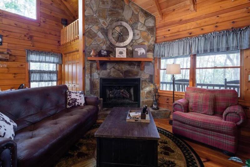 Villa Mountain Time Cabin, Hot Tub, Fire Pit, Fireplace Blue Ridge Exterior foto